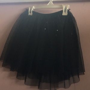 black skirt